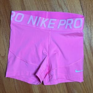 NWOT Hot pink Nike pros
